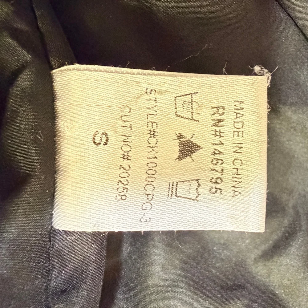 dee elle Women's Small Black & White Chevron Quilted Vest EUC b14